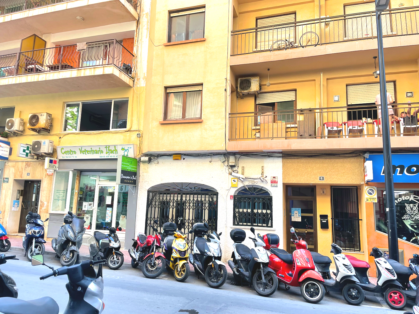 Local in commercial area of Calpe